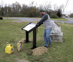 sign install.jpg      (17310 bytes)